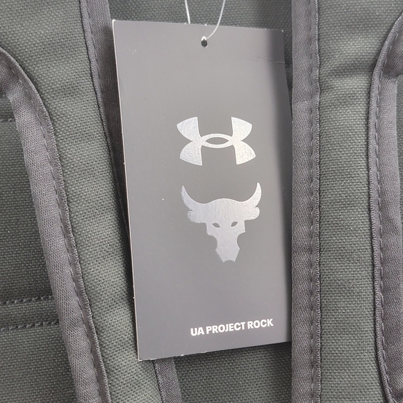 Under Armour UA Project Rock Duffle Backpack Bag Black Gold 1376459-002 New - Picture 6 of 16
